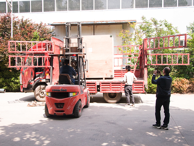Stone flour mill machine are being deliveried to Austrilia